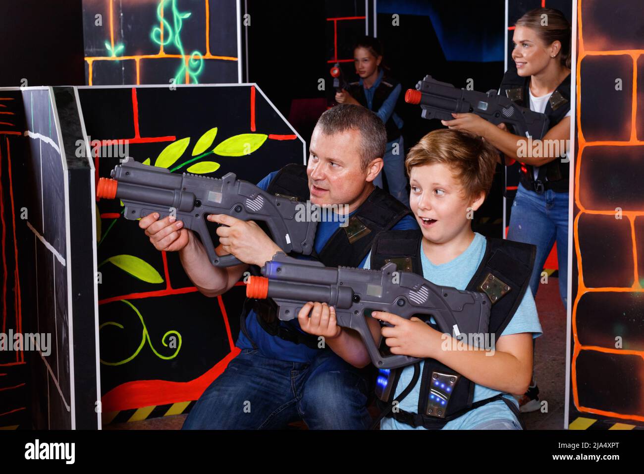 Laser arena hi-res stock photography and images - Page 3 - Alamy