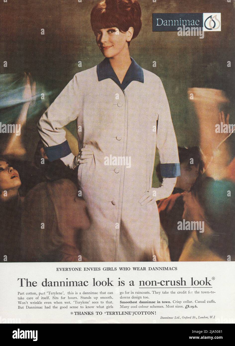 Dannimac Ltd vintage paper advertisement advert 1960s 1970s. The dannimac look is a non-crush look Stock Photo