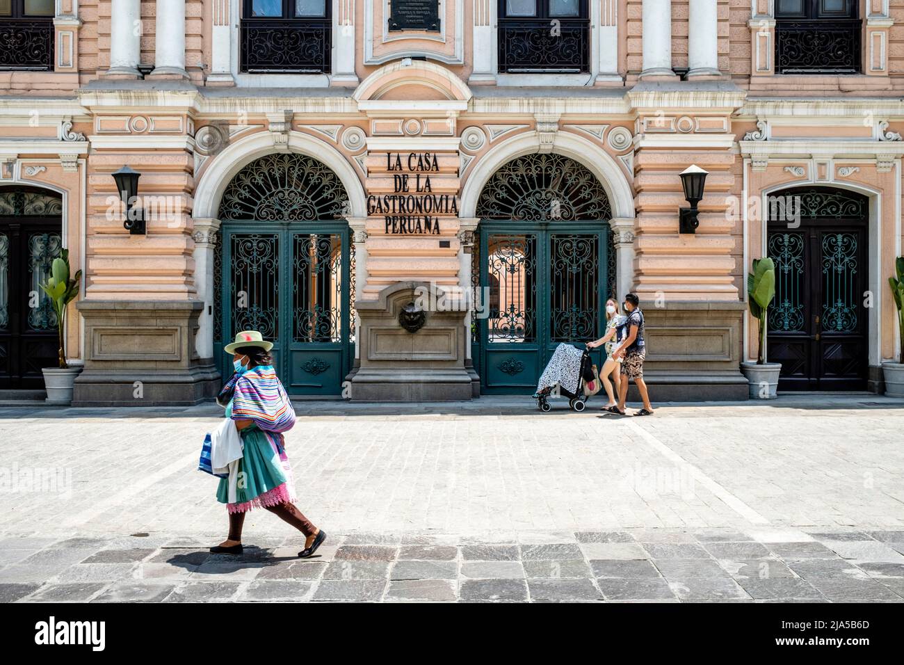 The Casa de Correos y Telegrafos (The Central Post Office) near Plaza