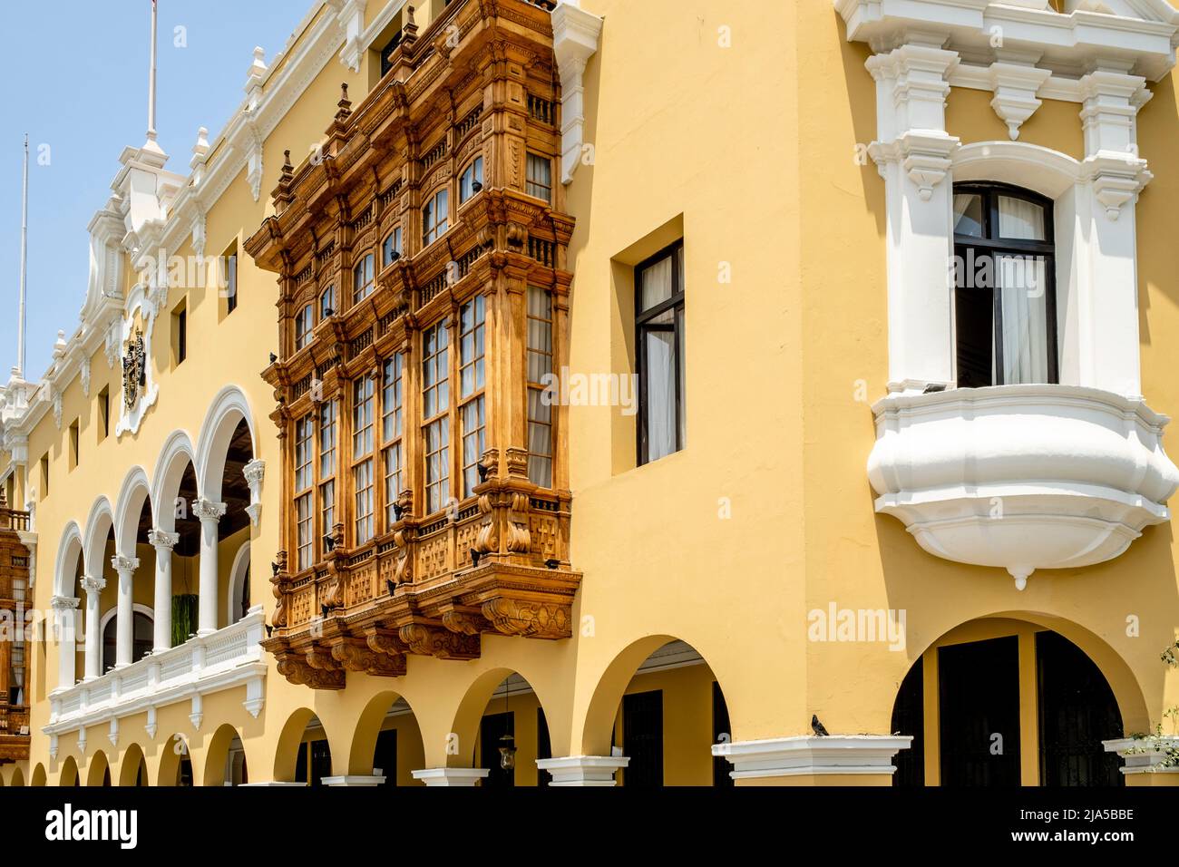 Colonial Style Buildings In The Plaza De Armas, Lima, Peru. Stock Photo