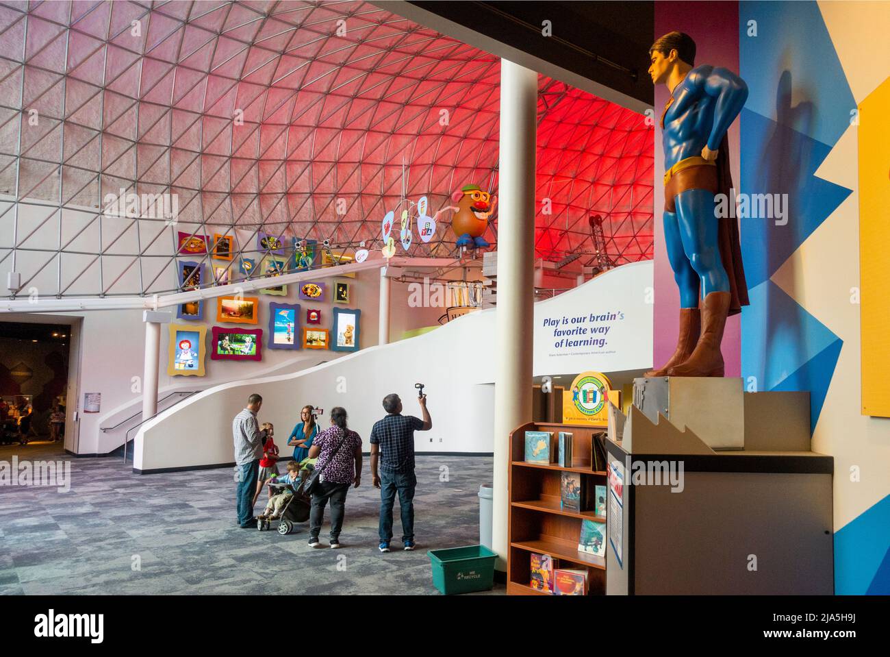 Childrens museum of the upstate hires stock photography and images Alamy