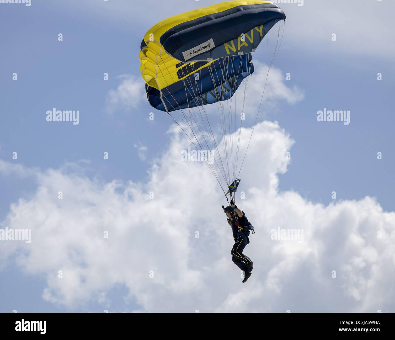 Miami, United States. 27th May, 2022. The U.S. Army Golden Knights parachute jump team perform at the Hyundai Air & Sea Show media day at the US Coast Guard Air Station in Miami, Florida on Friday, May 27, 2022. The Miami Memorial Day air and sea show will feature the US Army HH-60 Black Hawk, USAF A-10 Thunderbolt II, USAF B-52 Bomber, USAF C-130 Hercules, USAF C-17 Global Master III, USAF C-5 Galaxy, USAF CH-53 Sea Stallion, F-15 Eagle, USAF F-16 Fighting Falcon, USAF KC-135 Stratotanker, USN F-18 Rhino. Photo By Gary I Rothstein/UPI Credit: UPI/Alamy Live News Stock Photo