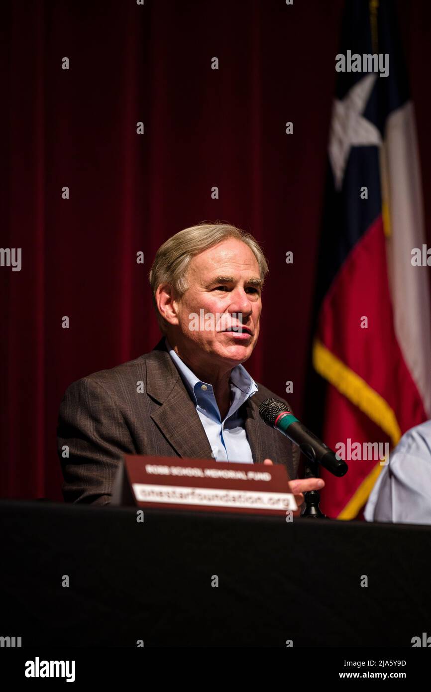 May 27, 2022: Texas governor Greg Abbott speaks at Uvalde High School ...
