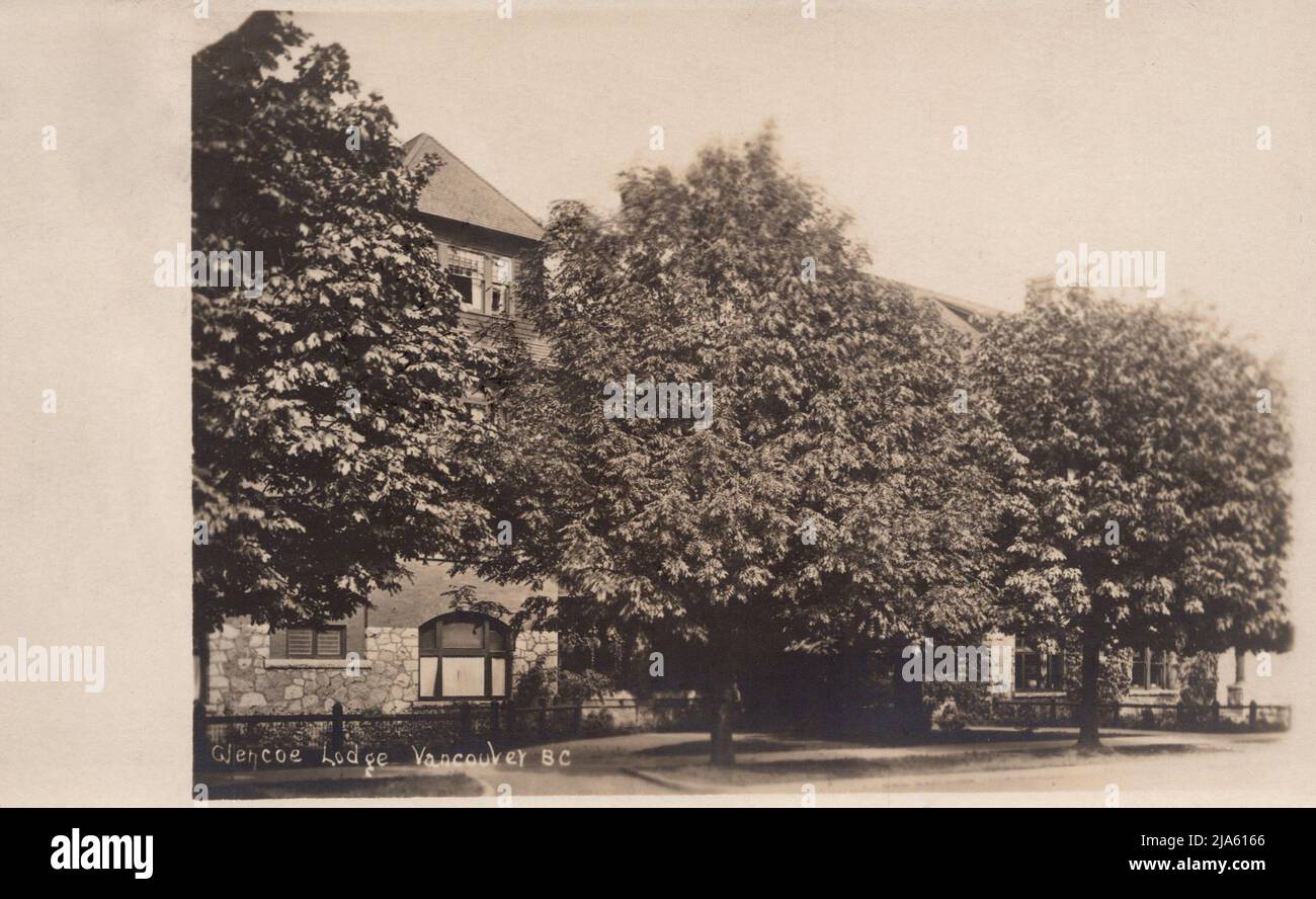 The Glencoe Lodge, Vancouver BC, approx 1920's postcard. unidentified photographer Stock Photo