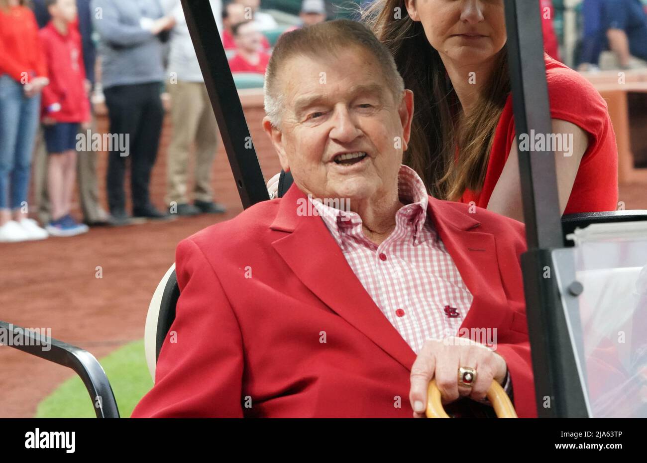 St. Louis, United States. 27th May, 2022. Former St. Louis Cardinals  manager Whitey Herzog rides around the Busch Stadium field on a golf cart  before a game against the Milwaukee Brewers in
