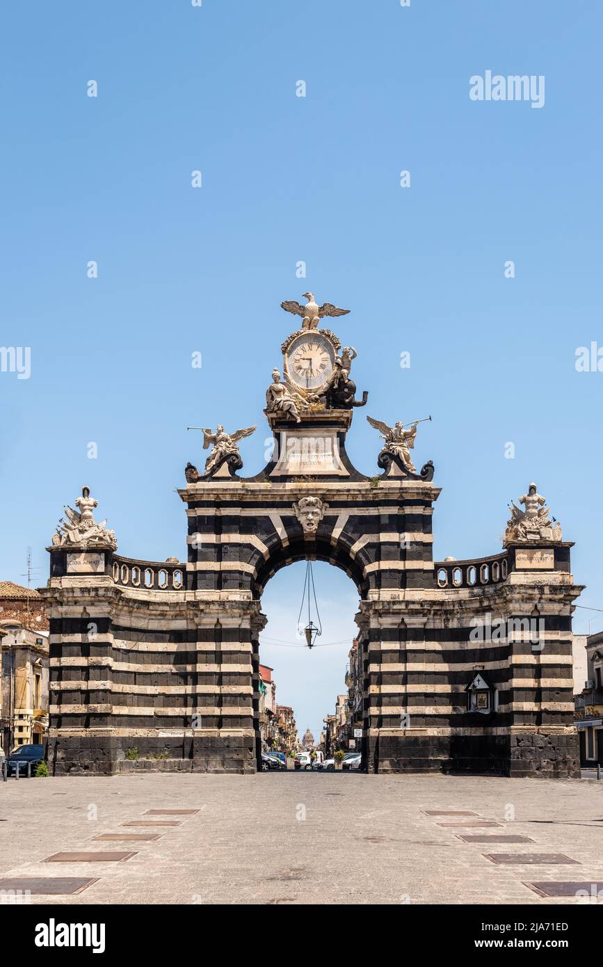 The Porta Garibaldi in Catania, Sicily, Italy, a grand triumphal arch built in 1768 to celebrate the marriage of King Ferdinand I Stock Photo
