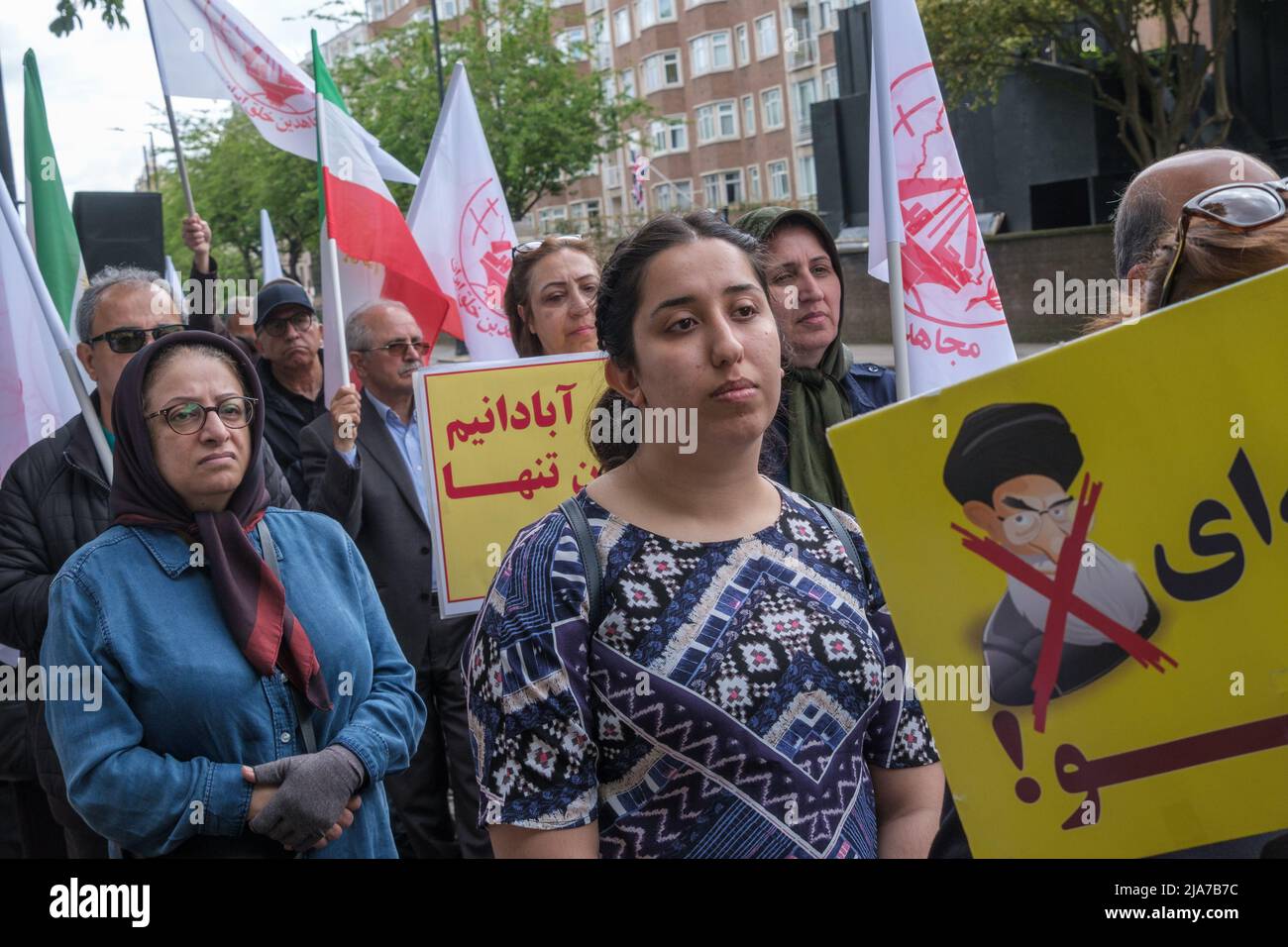 London, UK. 28th May 2022. The Anglo-Iranian community and supporters of the Iranian resistance (NCRI) protest in support of ongoing anti-regime protests in Iran at the Iranian Embassy in London. Popular protests have increased over rapidly increasing prices, calling for pensions increases and against Iran's disastrous financial policies and Iranians continue to demand an end to the religious dictatorship. Protests have taken place in cities across Iran despite repression by the Revolutionary Guards. Peter Marshall /Alamy Live News Stock Photo