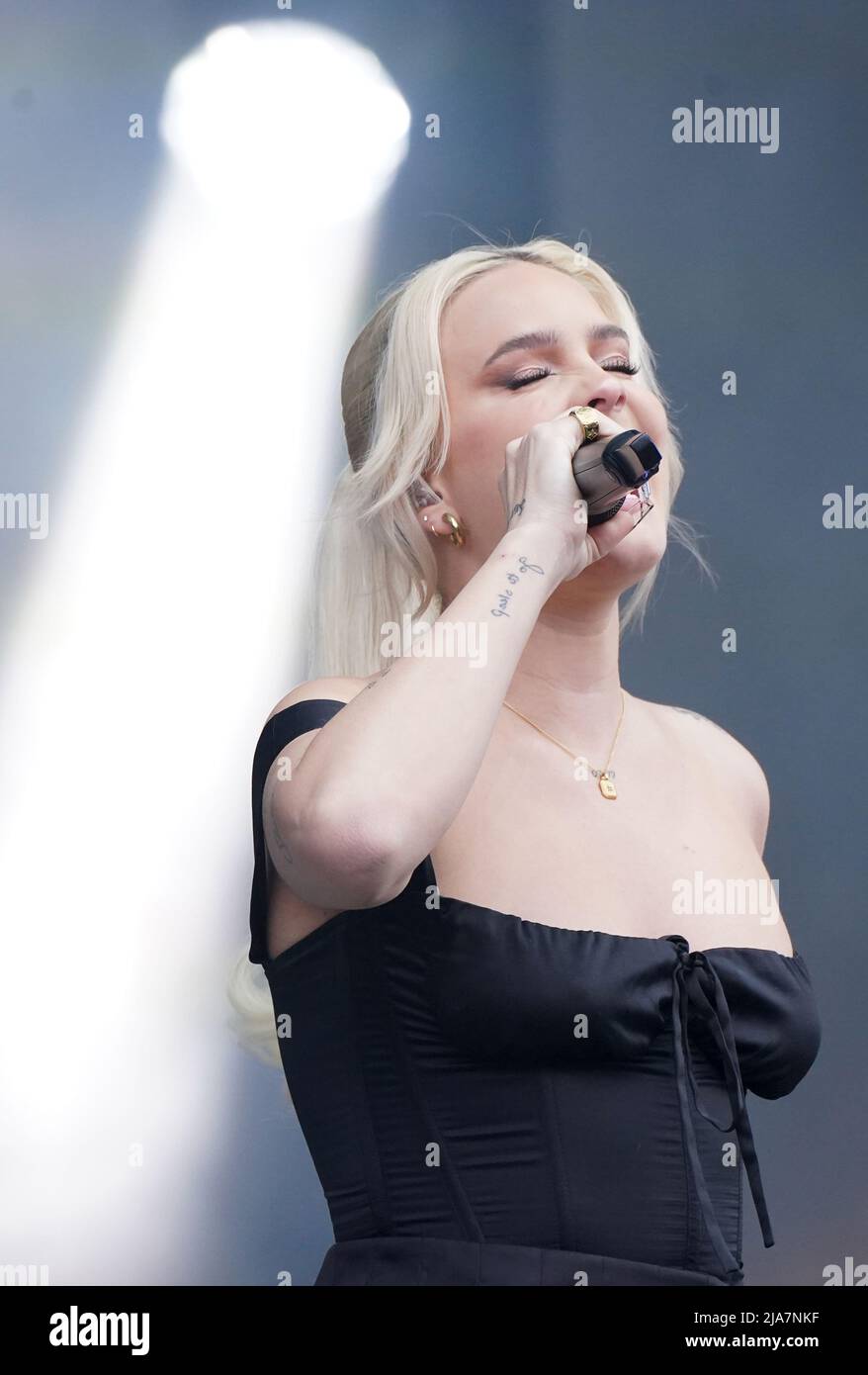 Anne Marie performs on the main stage during BBC Radio 1's Big Weekend at  the War Memorial Park in Coventry. Picture date: Saturday May 28, 2022  Stock Photo - Alamy