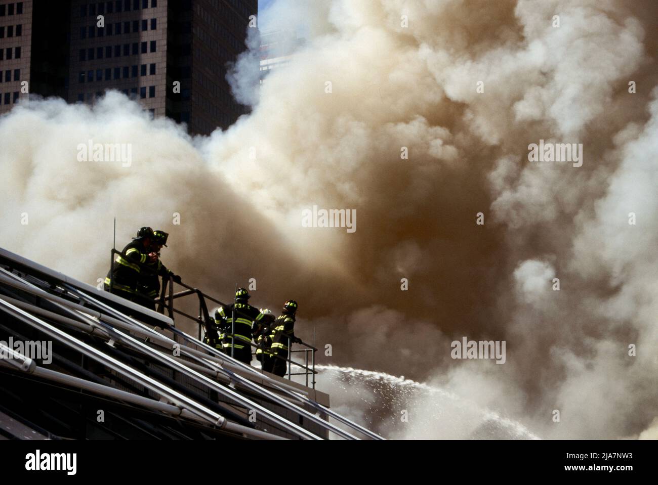Fulton Market Tin building suspicious fire on March 29th 1995, New York City Stock Photo Alamy