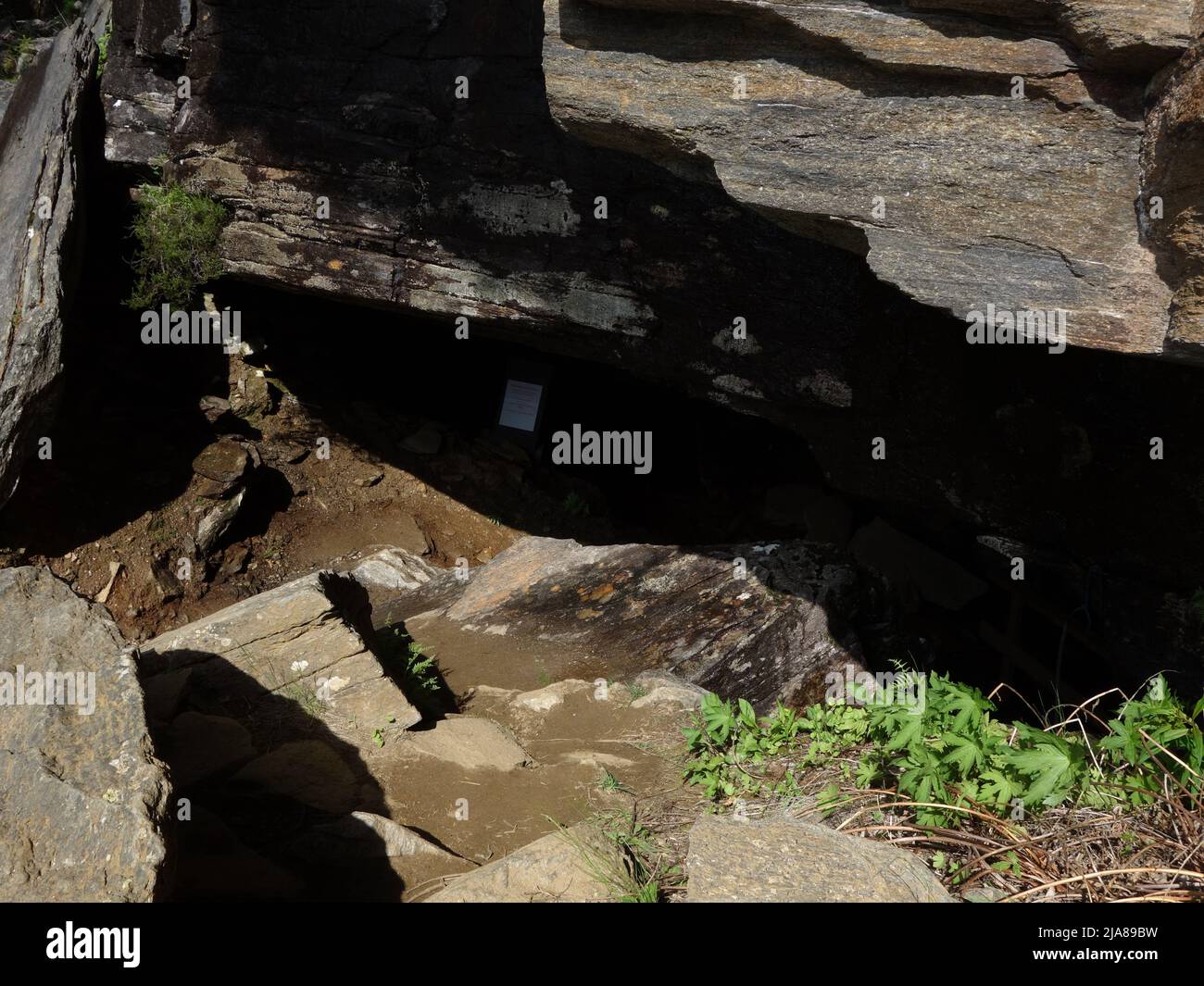 Cave opening to Grønligrotta. With a guide you can get about 400 m into the cave Stock Photo Alamy