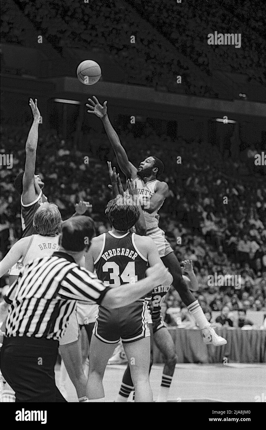 James Worthy, North Carolina, 1981 North Carolina vs Kentucky Colleger Basketball Stock Photo