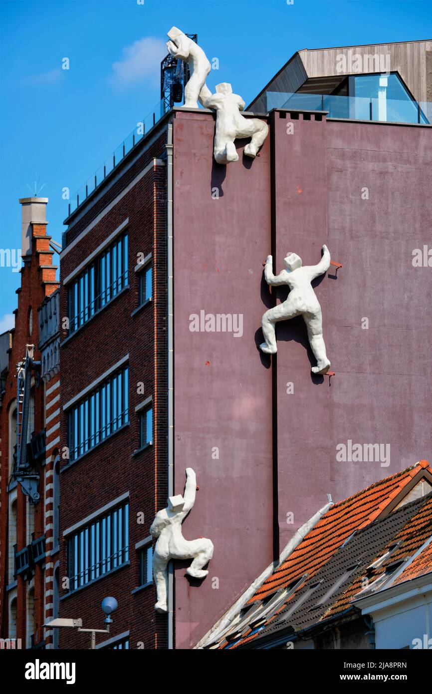 De fluisteraar' (The whisperer) statue in Antwerp, Belgium Stock Photo