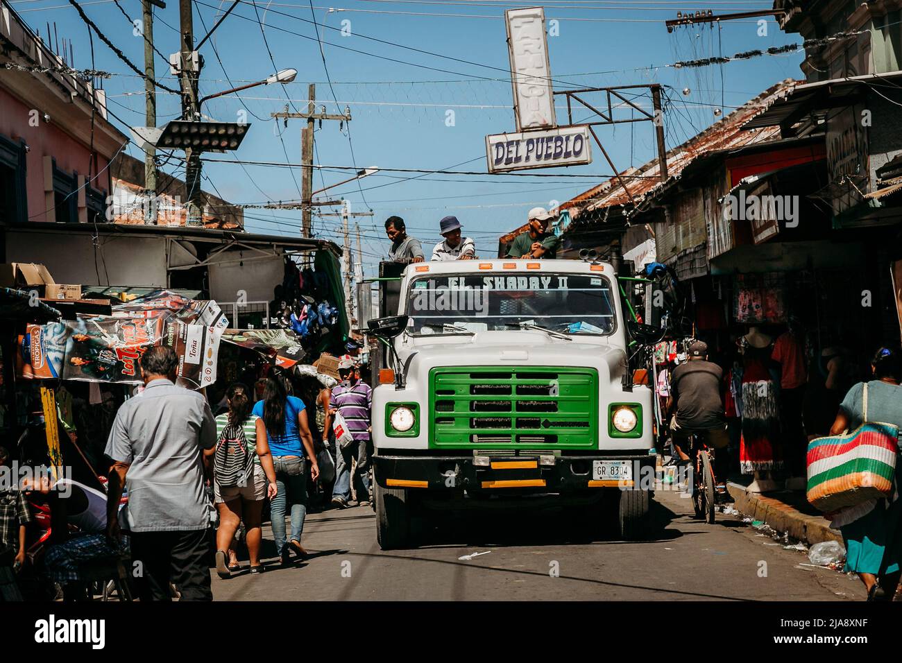 busy street scene in Granada's market, Nicaragua Stock Photo