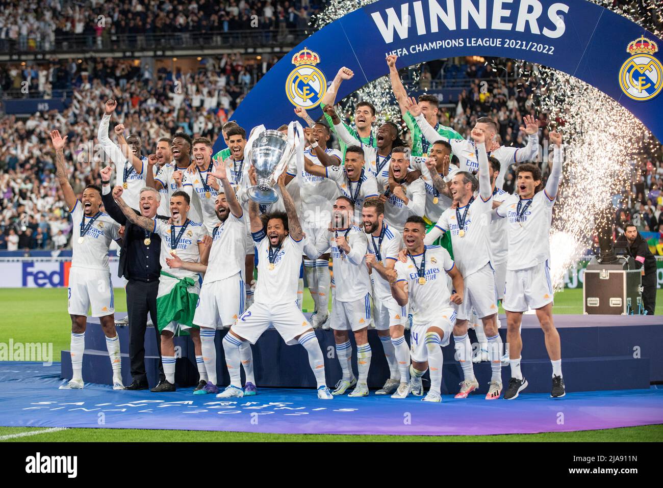 Real Madrid players celebrate victory during the UEFA Champions League ...