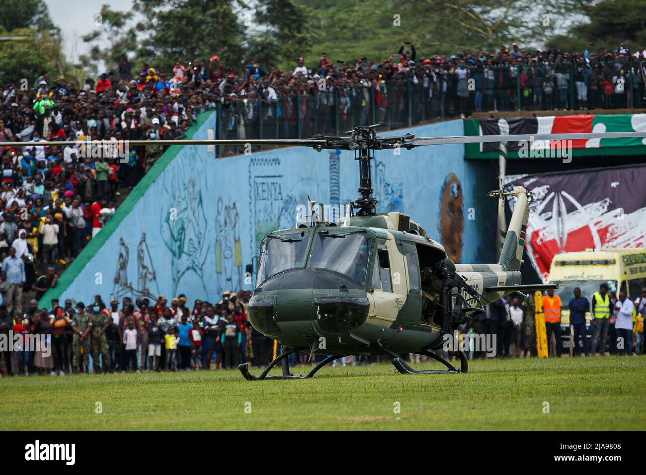 Nairobi, Kenya. 28th May, 2022. Kenyans turn up in large numbers at the Kenya Defence Forces Air Show at the Uhuru Gardens National Monument and Museum. The free Air Show was a forerunner of commissioning the Uhuru Gardens National Monument and Museum. It was led by Kenya Air Force and included the Kenya wildlife services and civilian aerobatic and sky diving teams. The aim was to entertain and educate the public. (Photo by Boniface Muthoni/SOPA Images/Sipa USA) Credit: Sipa USA/Alamy Live News Stock Photo