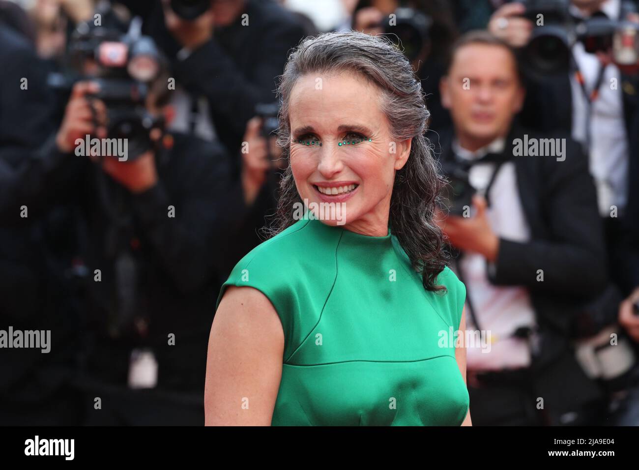 Cannes, France. 28th May, 2022. Andie MacDowell arriving on the red