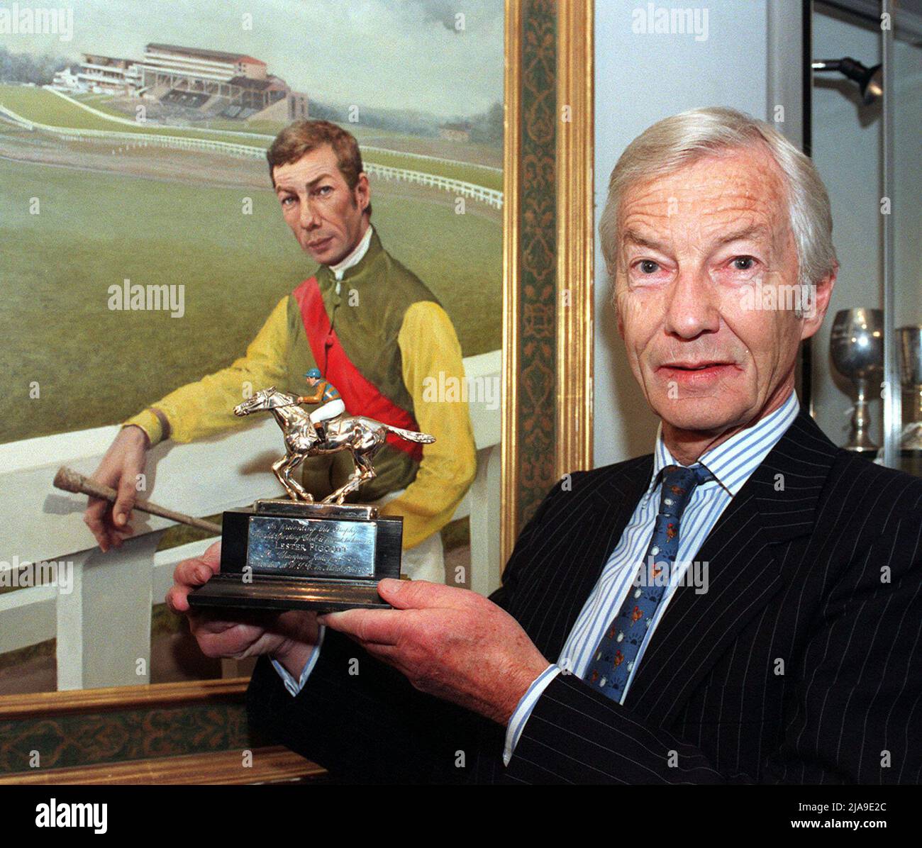 File photo dated 19-11-1998 of Lester Piggott. Lester Piggott, whose Classic haul included nine Derby victories, has died at the age of 86, his son-in-law William Haggas has announced.. Issue date: Sunday May 29, 2022. Stock Photo