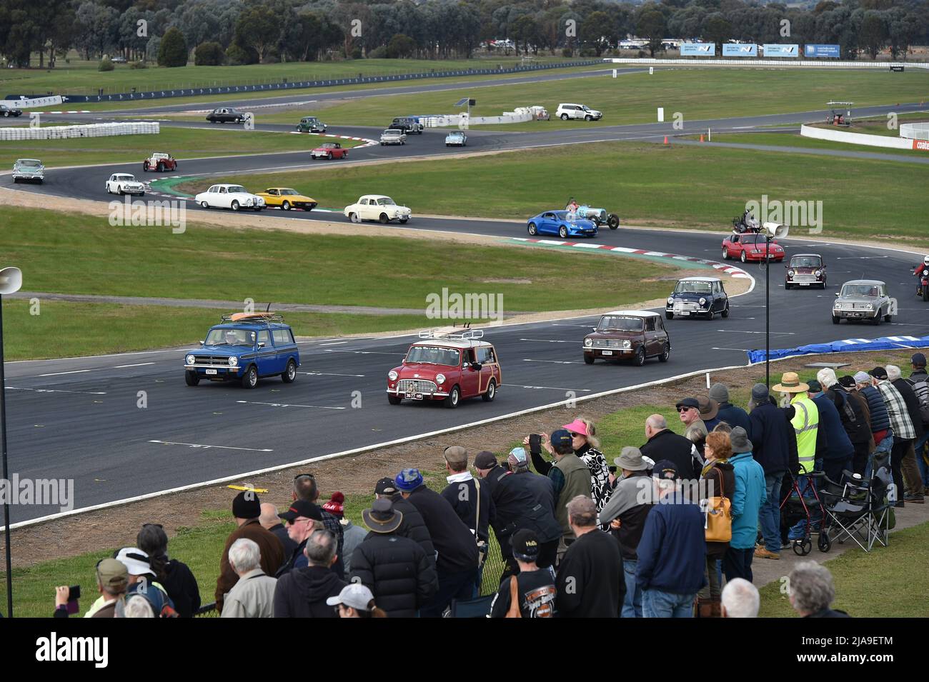 Winton, Australia. 29 May, 2022.  Vintage cars parade the Winton Raceway Circuit in North East Victoria, Australia for the 45th Historic Winton meeting. Historic Winton is Australia's largest and most popular all-historic motor race meeting. Credit: Karl Phillipson/Optikal/Alamy Live News Stock Photo
