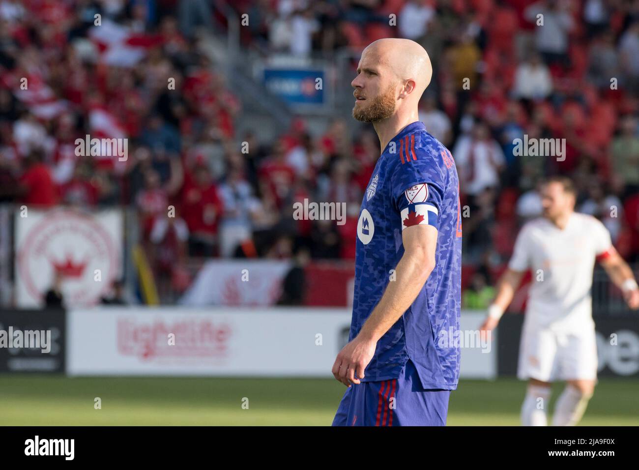 Toronto, Canada. 28th May, 2022. Michael Bradley (4) seen during the MLS game between Toronto FC and Chicago Fire FC at BMO Field. (Final score; Toronto FC 3-2 Chicago Fire). (Photo by Angel Marchini/SOPA Images/Sipa USA) Credit: Sipa USA/Alamy Live News Stock Photo
