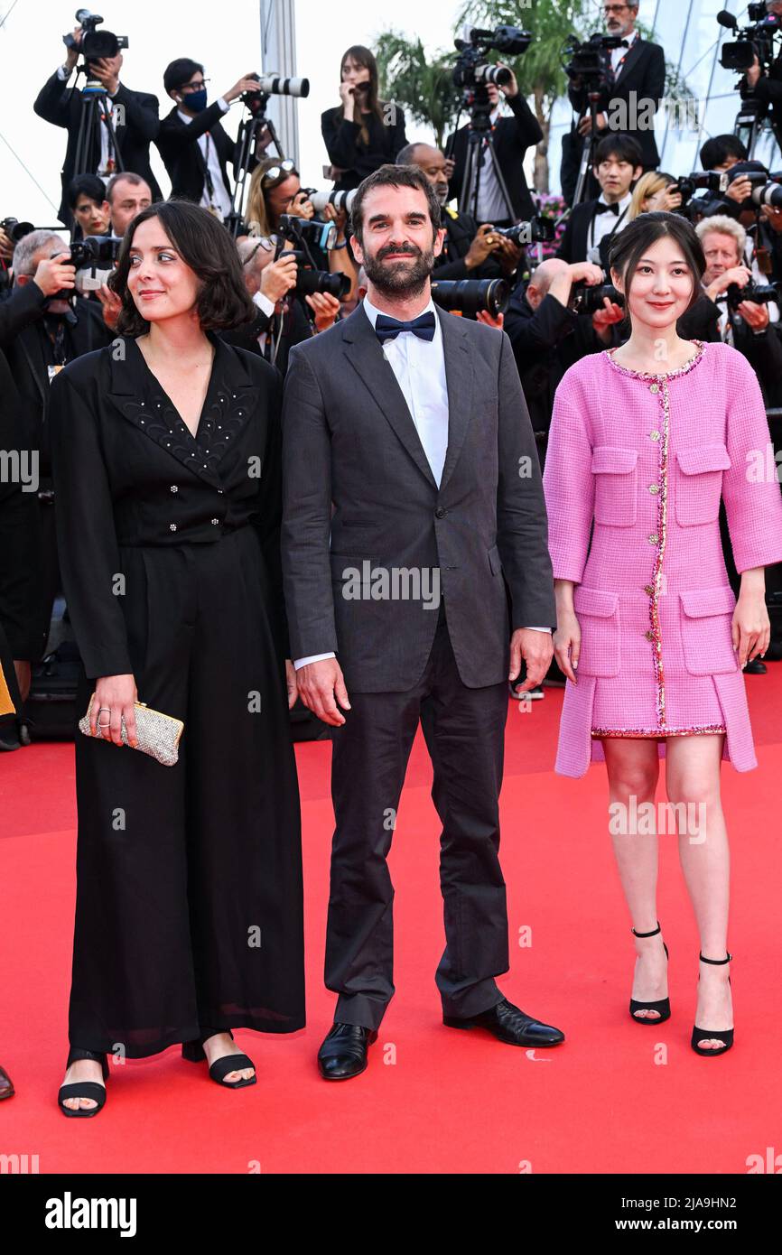 Kim Torres , Pierre Menahem , Jianying Chen 75th Cannes Film Festival Red  Carpet Closing Evening - part 1 Cannes, France 27th May 2022 (Photo by  SGP/Sipa USA)Italia id 127389 093 Not Exclusive Stock Photo - Alamy