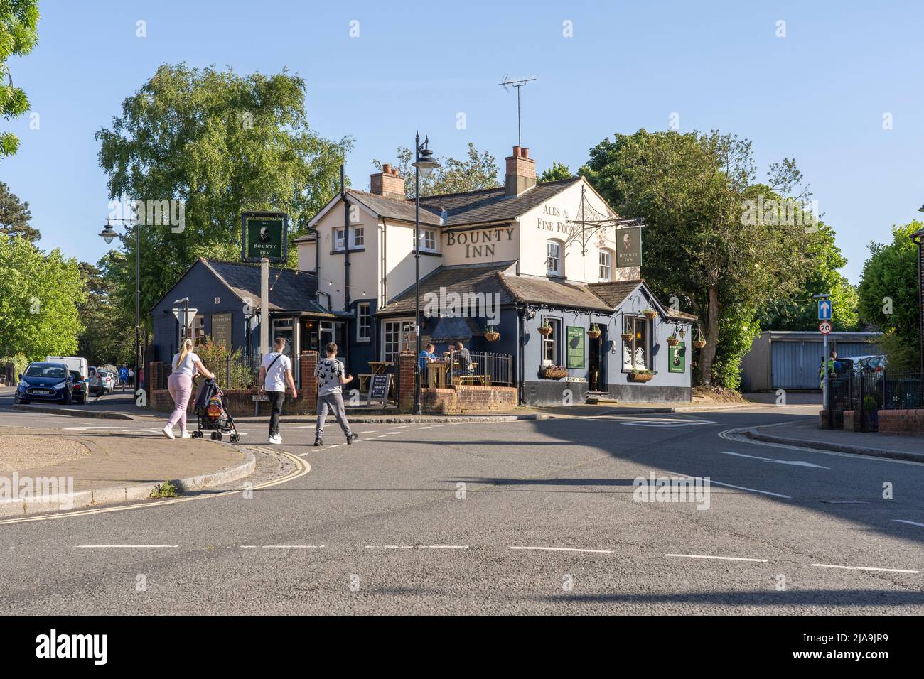 The historic mid 18th century Bounty Inn is a popular pub in Basingstoke town centre. Hampshire, England. Theme - pub and hospitality industry Stock Photo