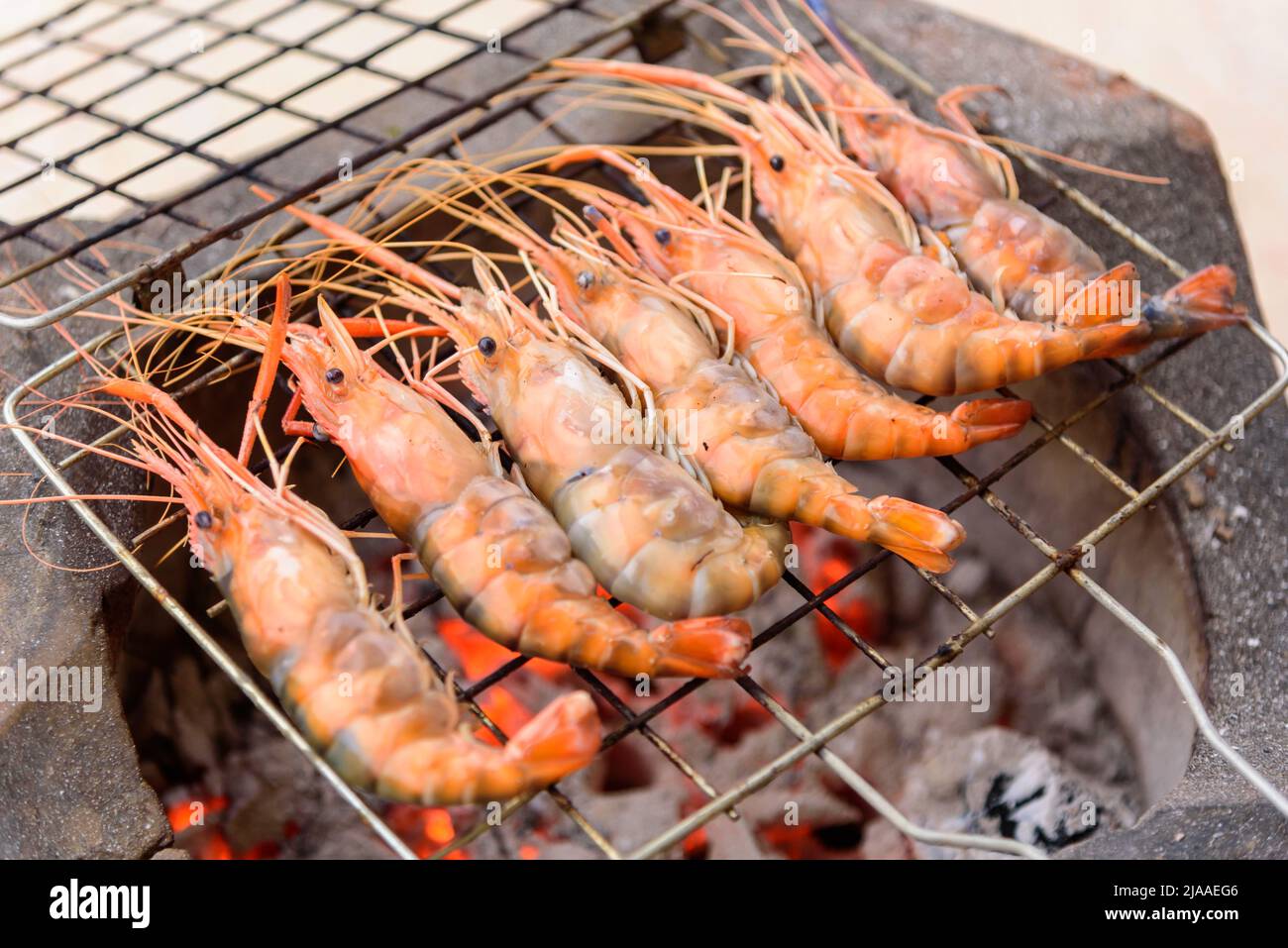 Grill the shrimp on stove Stock Photo Alamy