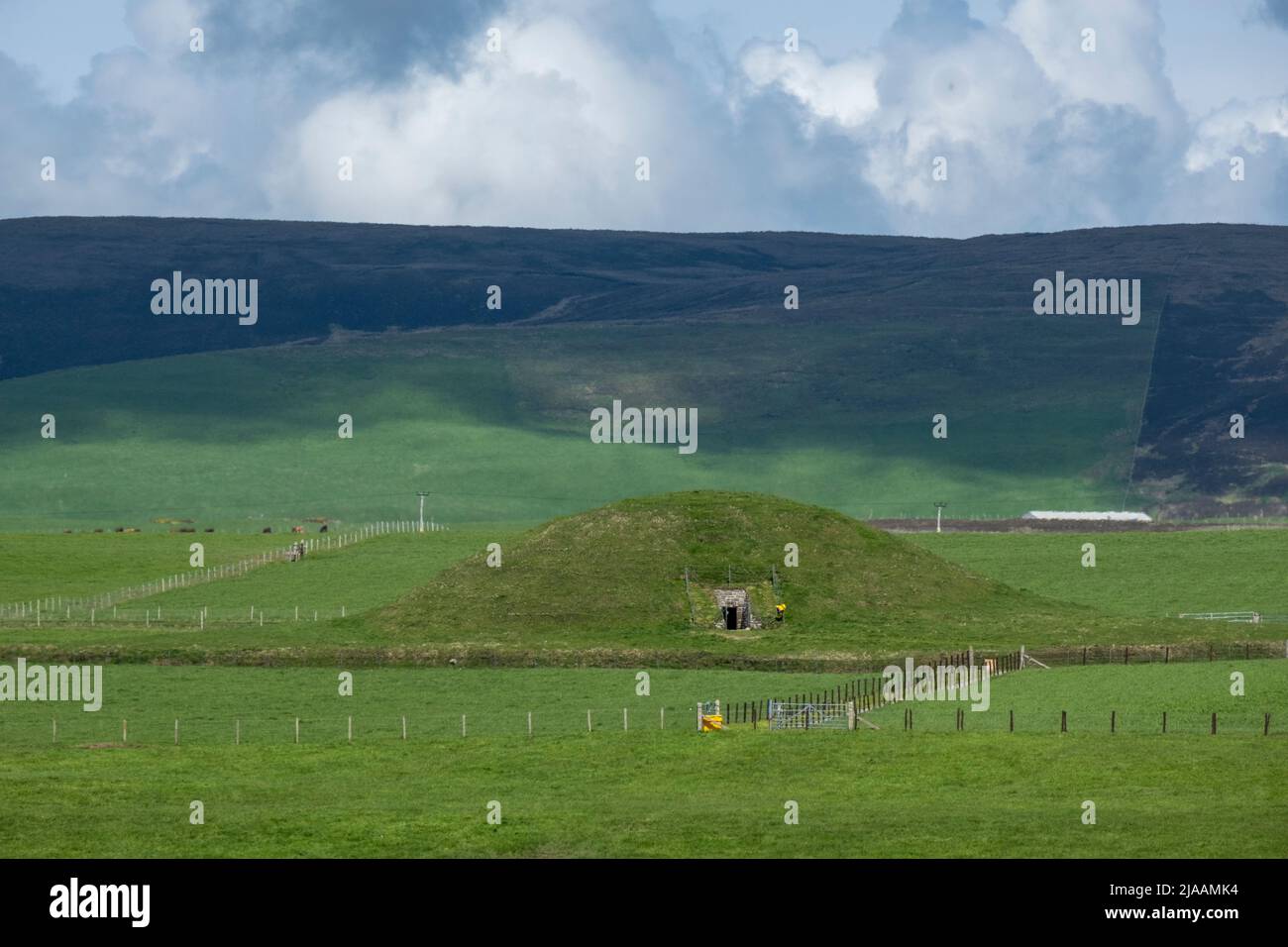 Aerial view of the Neolithic chambered cairn of Maeshowe, UNESCO World Heritage Site, Orkney Islands, Scotland, United Kingdom Stock Photo