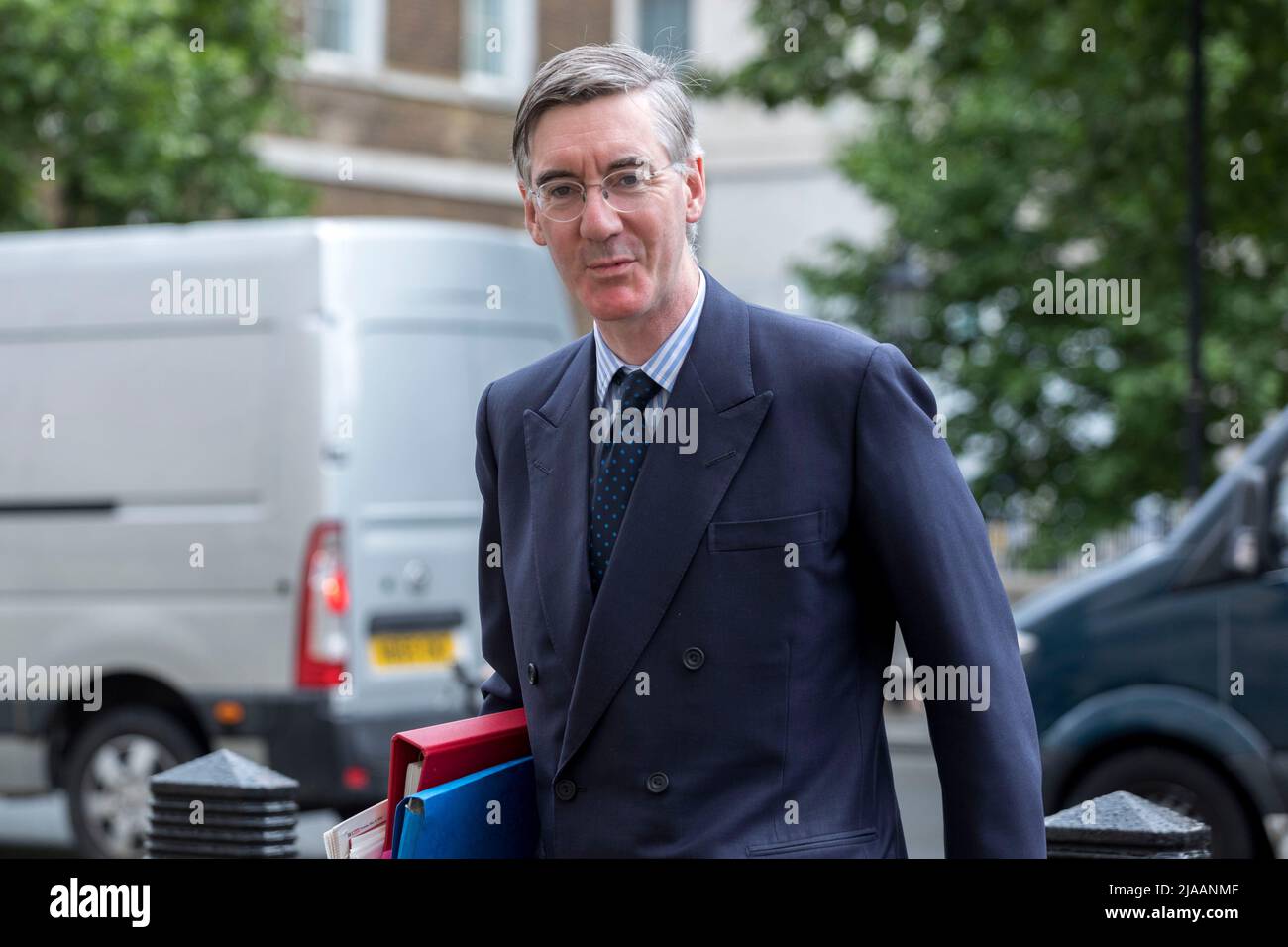 Jacob Rees-Mogg MP, Minister of State (Minister for Brexit Opportunities and Government Efficiency), arrives at the Cabinet Office ahead of weekly Cab Stock Photo