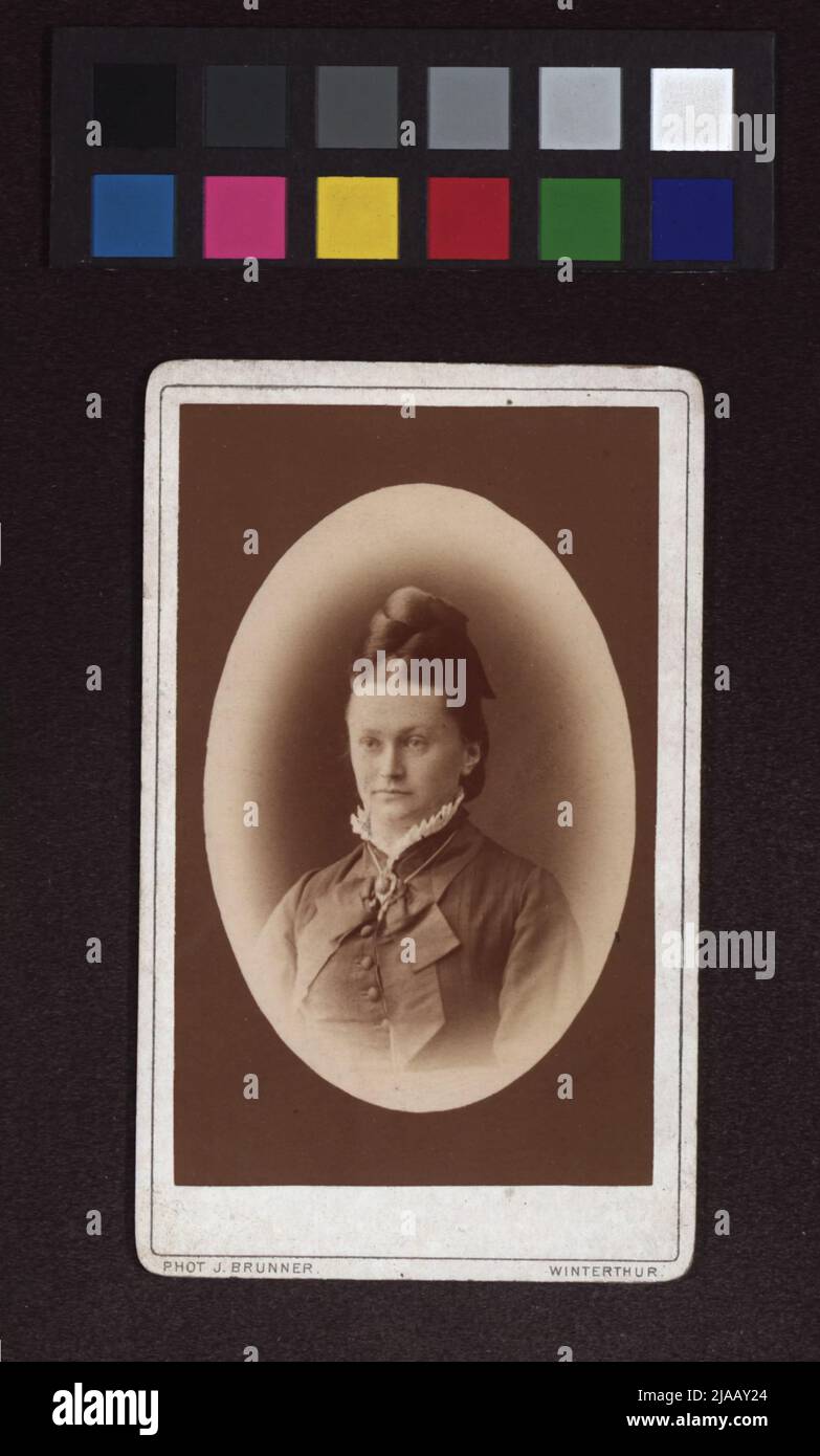 Elisabeth ImhoofBlumer. Jacques (also Jakob) Brunner, Photo Studio