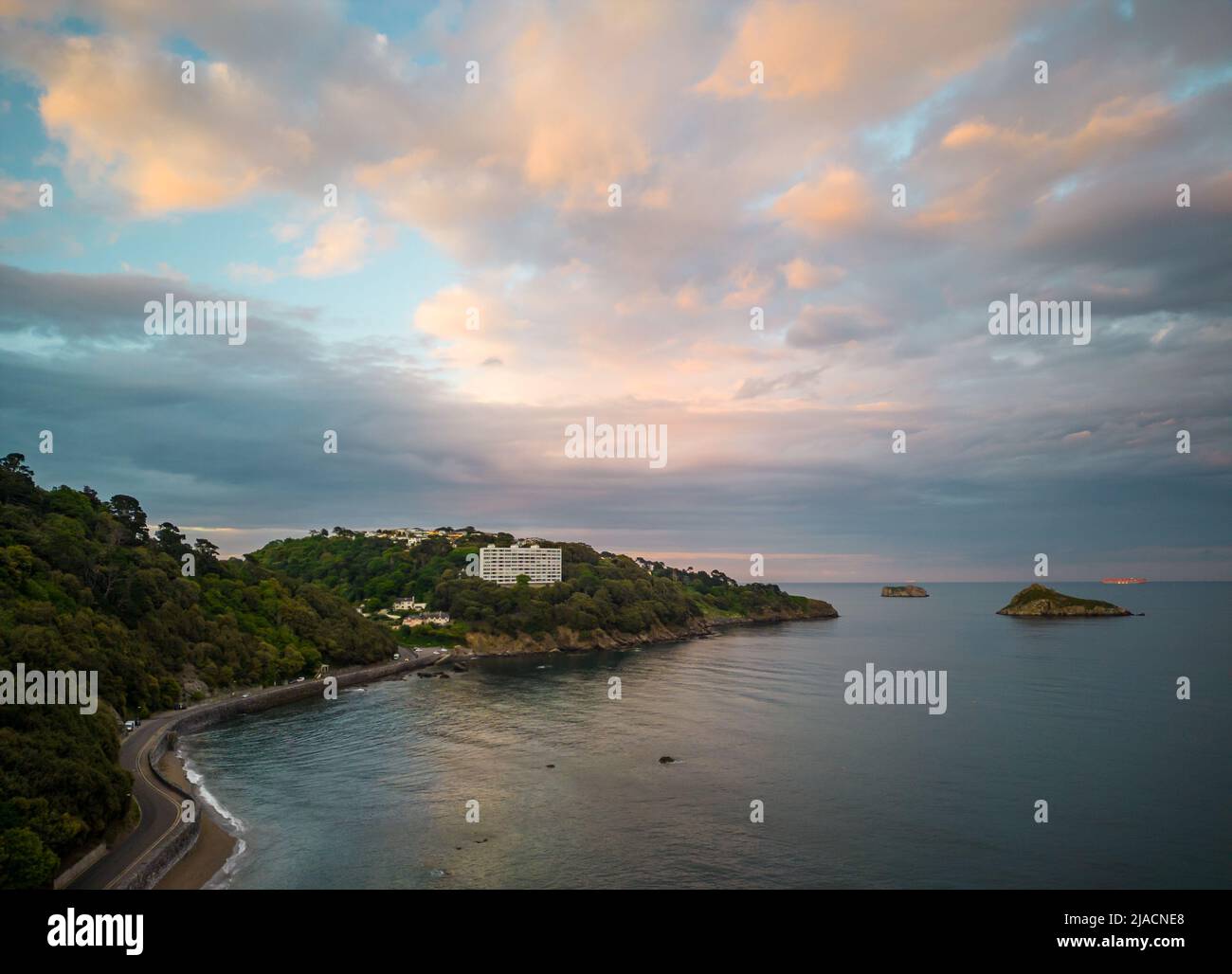 Torbay, UK. 29th May, 2022. Sunset over Torquay in good weather UK Credit: Thomas Faull/Alamy Live News Stock Photo