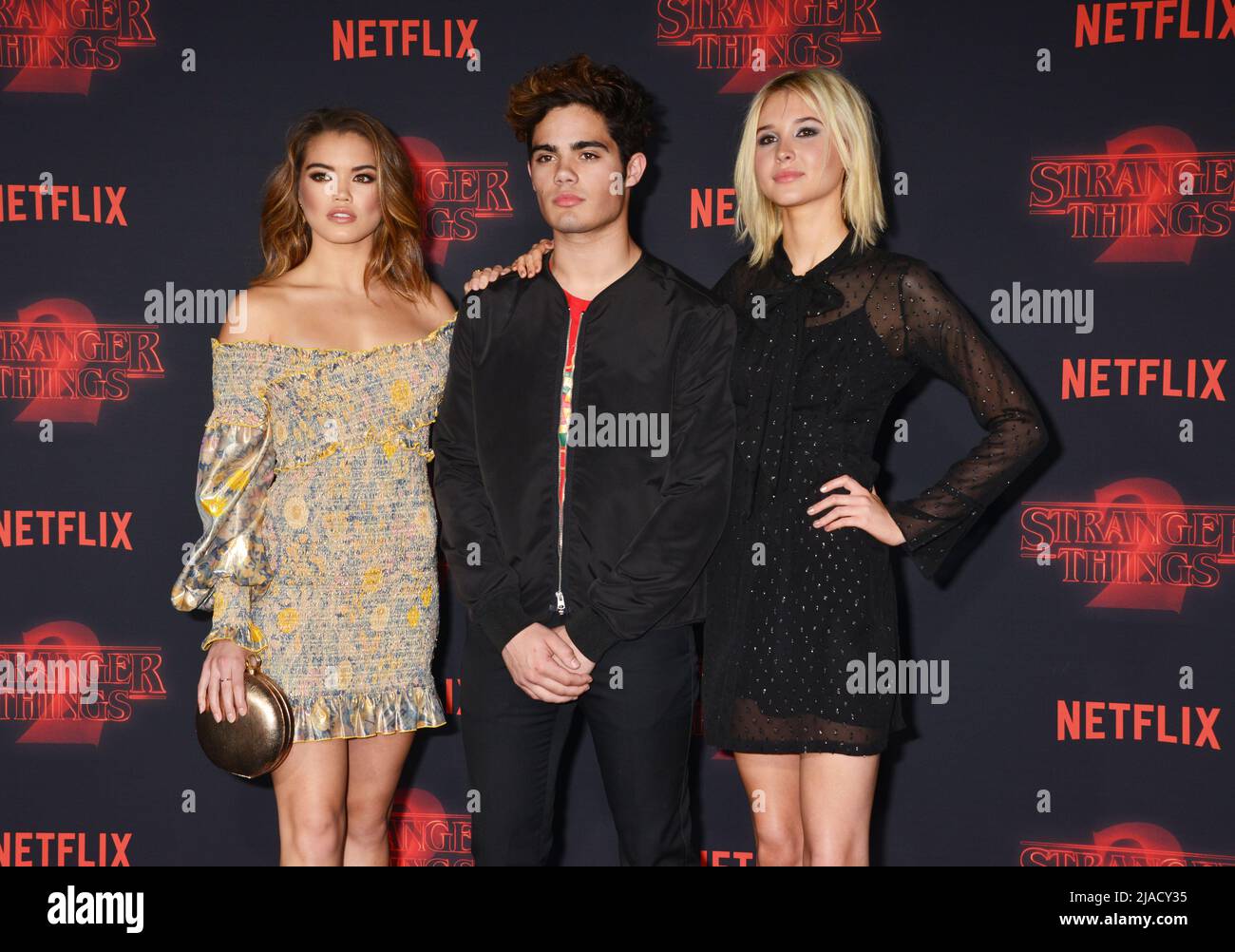 Paris Berelc , Emery Kelly, Isabel May 043 Stock Photo - Alamy