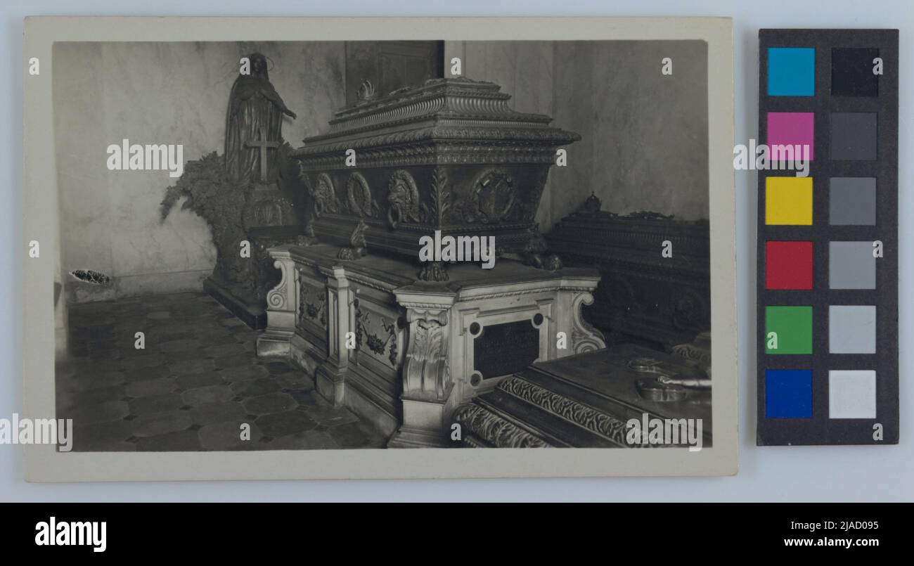 The capuchin crypt hi-res stock photography and images - Alamy