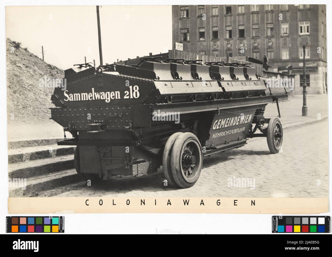 Colonia car - trailer car, sweeping of the municipality of Vienna. Carl (Karl) Zapletal (1876-1941), photographer Stock Photo