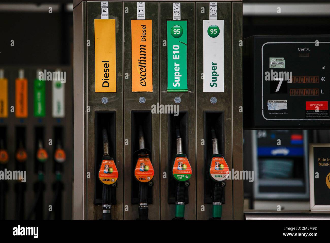 Berlin, Germany. 29th May, 2022. View of the gas pumps at a gas station. Lower taxes are due on fuel in June, July and August. If the impact on VAT is included, the tax burden per liter of gasoline falls by a total of 35.2 cents. For diesel, it's 16.7 cents. However, it will probably take time for the tax cut to reach the pump, because the energy tax already accrues at tank farms and refineries. Credit: Carsten Koall/dpa/Alamy Live News Stock Photo