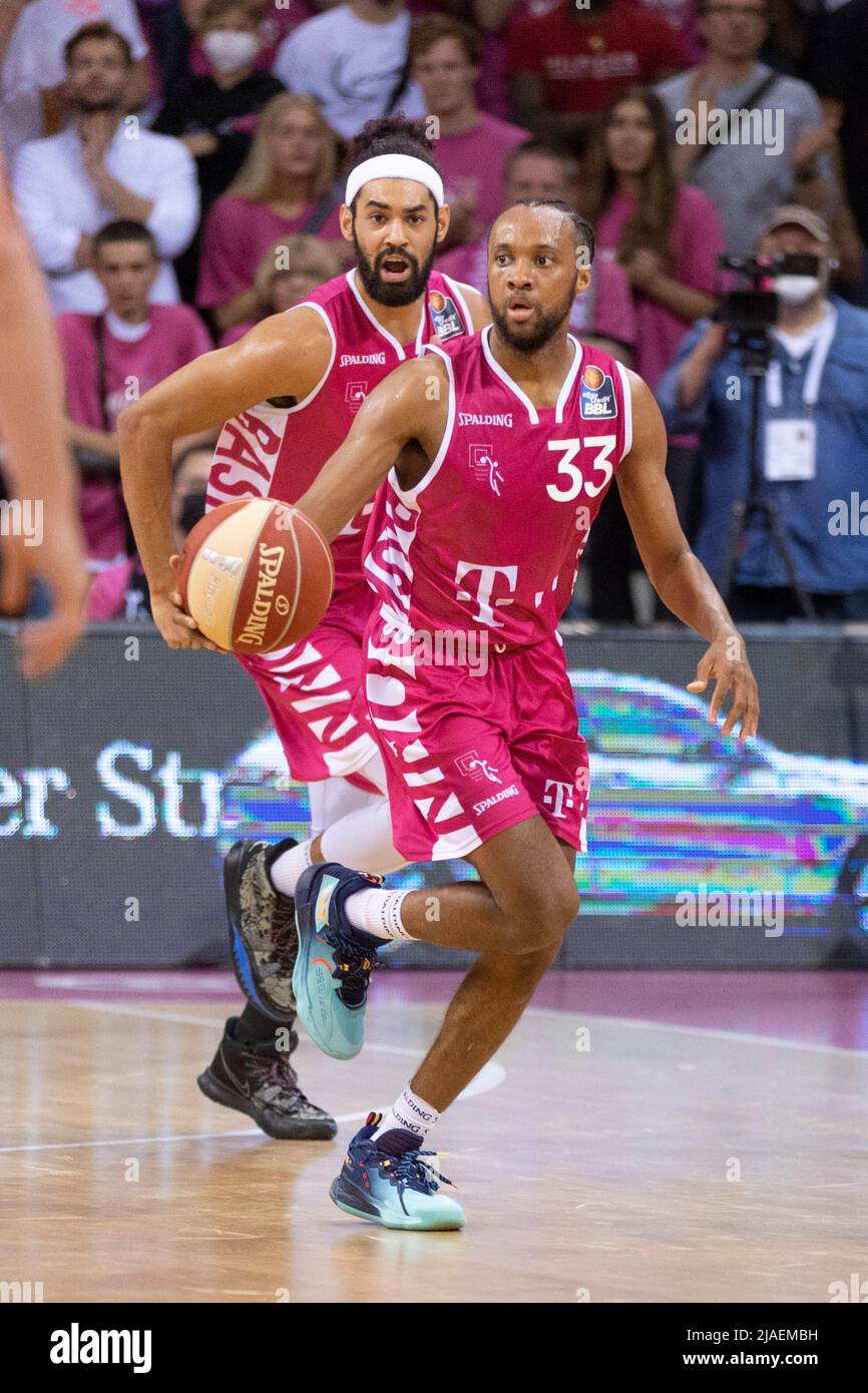 bonn-deutschland-28th-may-2022-parker-jackson-cartwright-bn-right