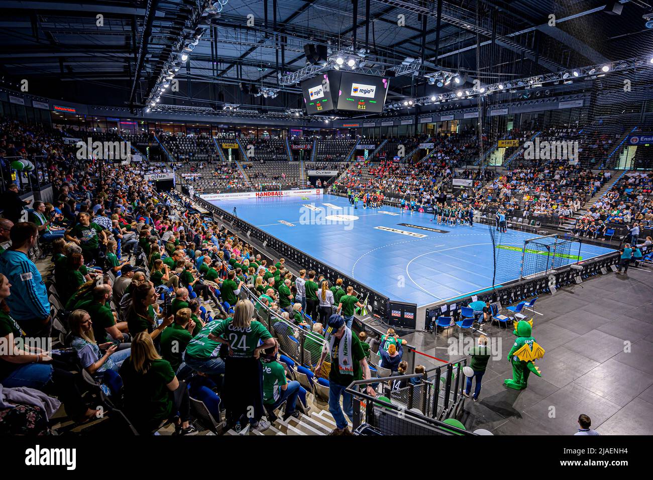 Stuttgart, Germany. 29th May, 2022. Handball, Women: DHB Cup, VfL Oldenburg - SG BBM Bietigheim, Final Four, Final in the Porsche Arena. Overview Porsche Arena. Credit: Marco Wolf/wolf-sportfoto/dpa/Alamy Live News Stock Photo