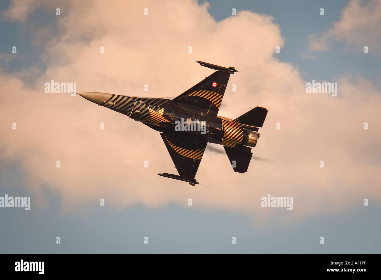 Gdynia, Poland - August 21, 2021: Flight of the F 16 plane at the Aero Baltic Show in Gdynia, Poland. Stock Photo