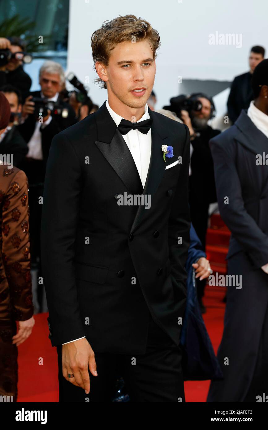 Austin Butler attends the premiere of 'Elvis' during the 75th Annual