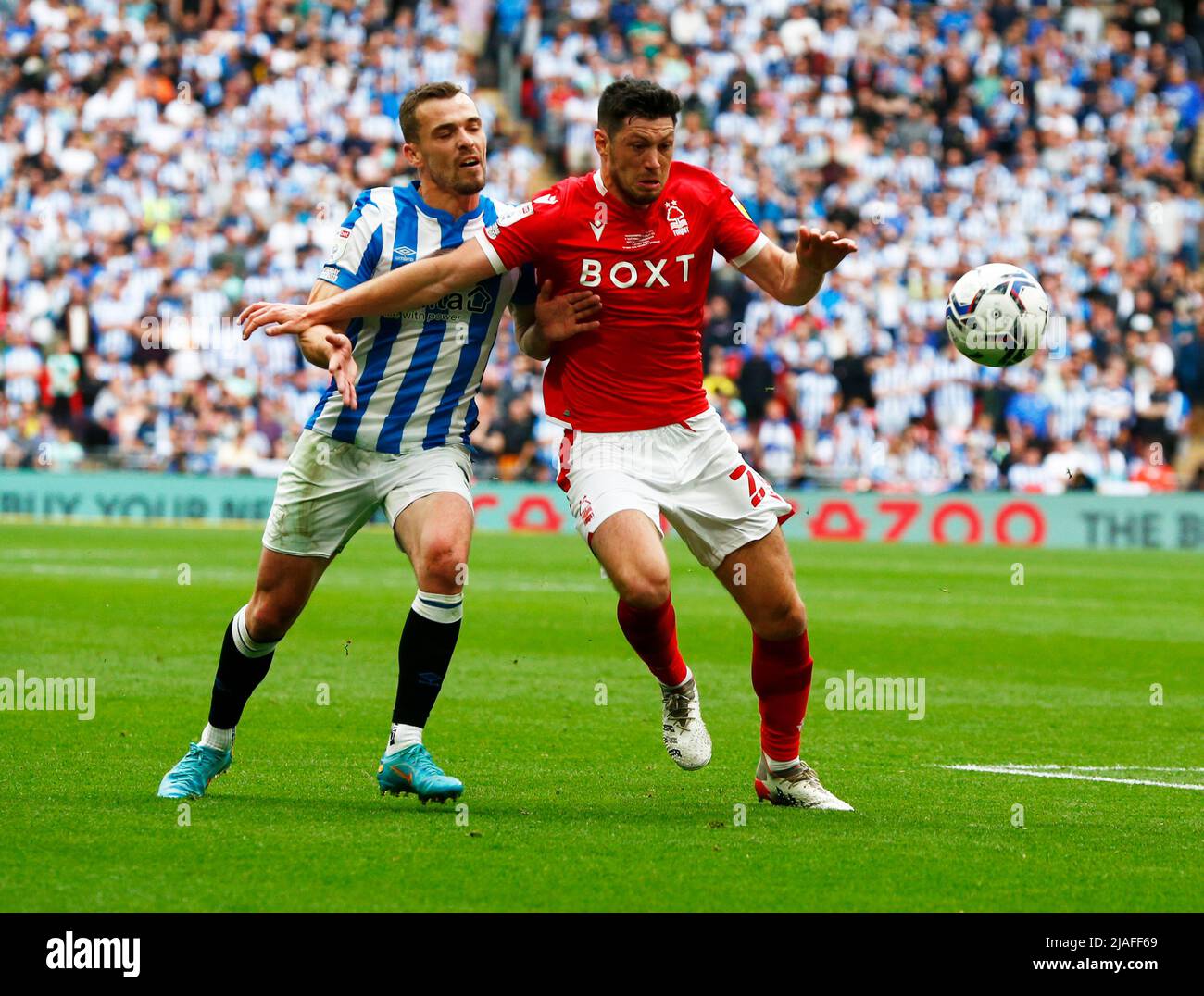 LONDON, ENGLAND - MAY 29: Steve Cook of Nottingham Forest holds of Harry Toffolo of Huddersfield Town during Championship Play -Off Final between Hudd Stock Photo