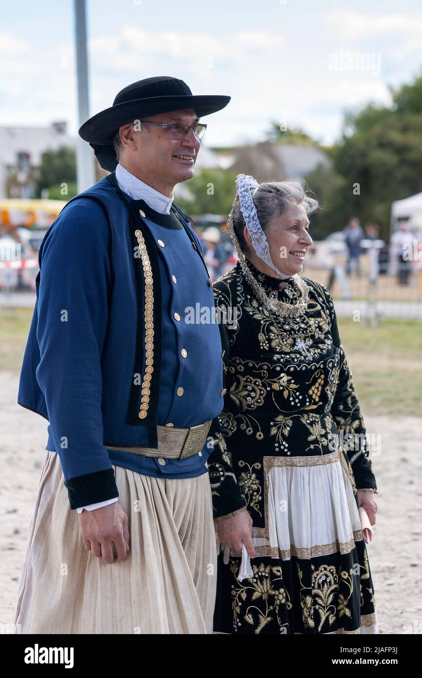 Plon vez Porzay France August 29 2021 Old couple in