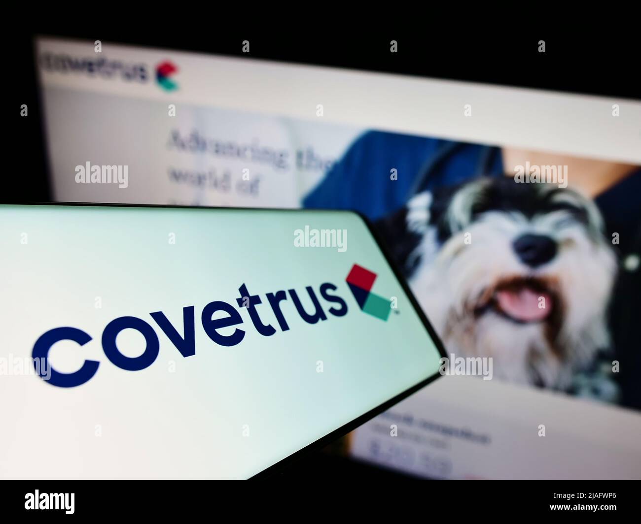 Smartphone with logo of American animal health company Covetrus Inc. on  screen in front of website. Focus on center-left of phone display Stock  Photo - Alamy