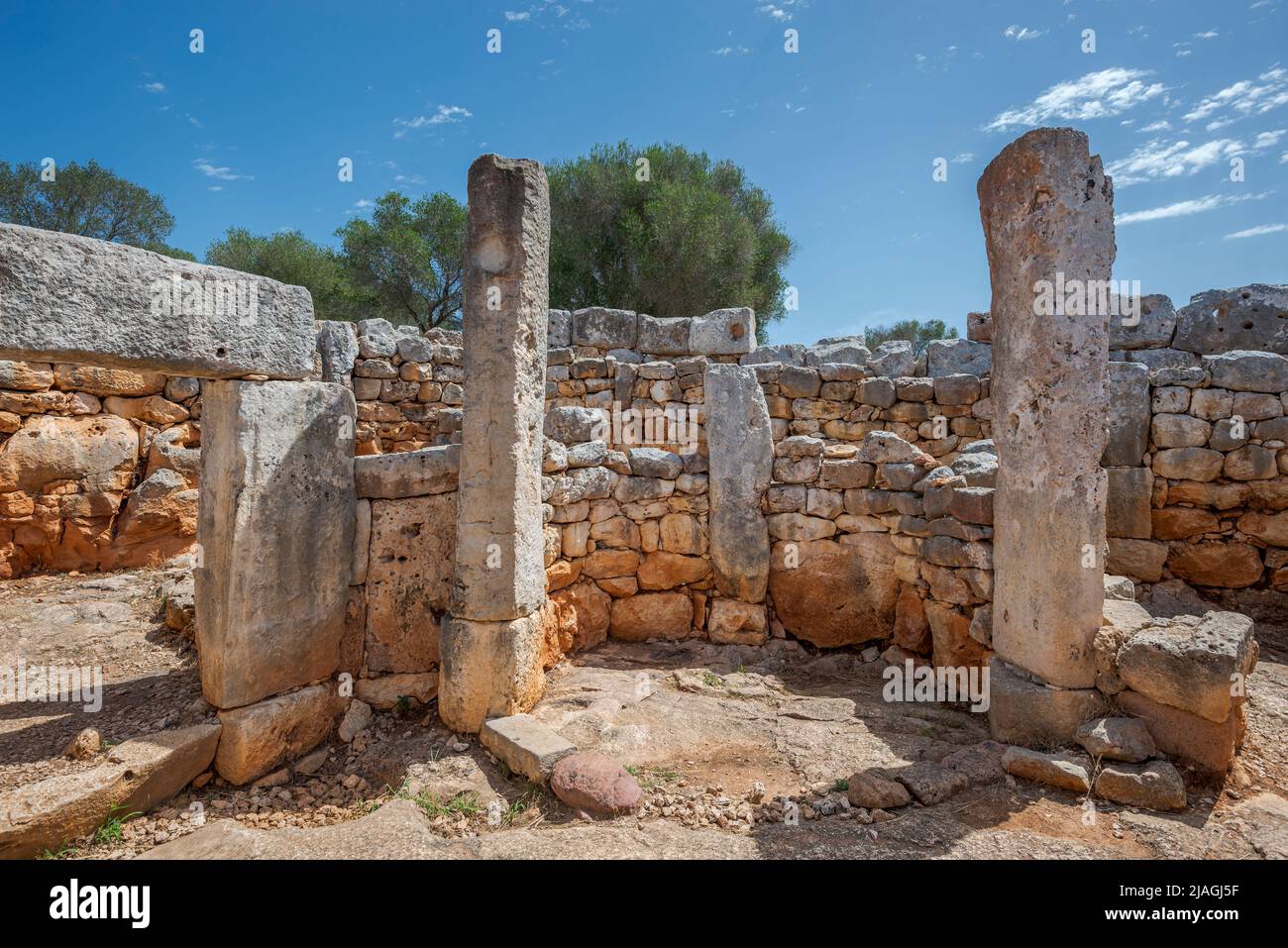 Torre en Galmes Talayotic settlement. This town developed from the start of the Talayotic era, 1400 BC, and expanded until the end of the Roma Occupat Stock Photo