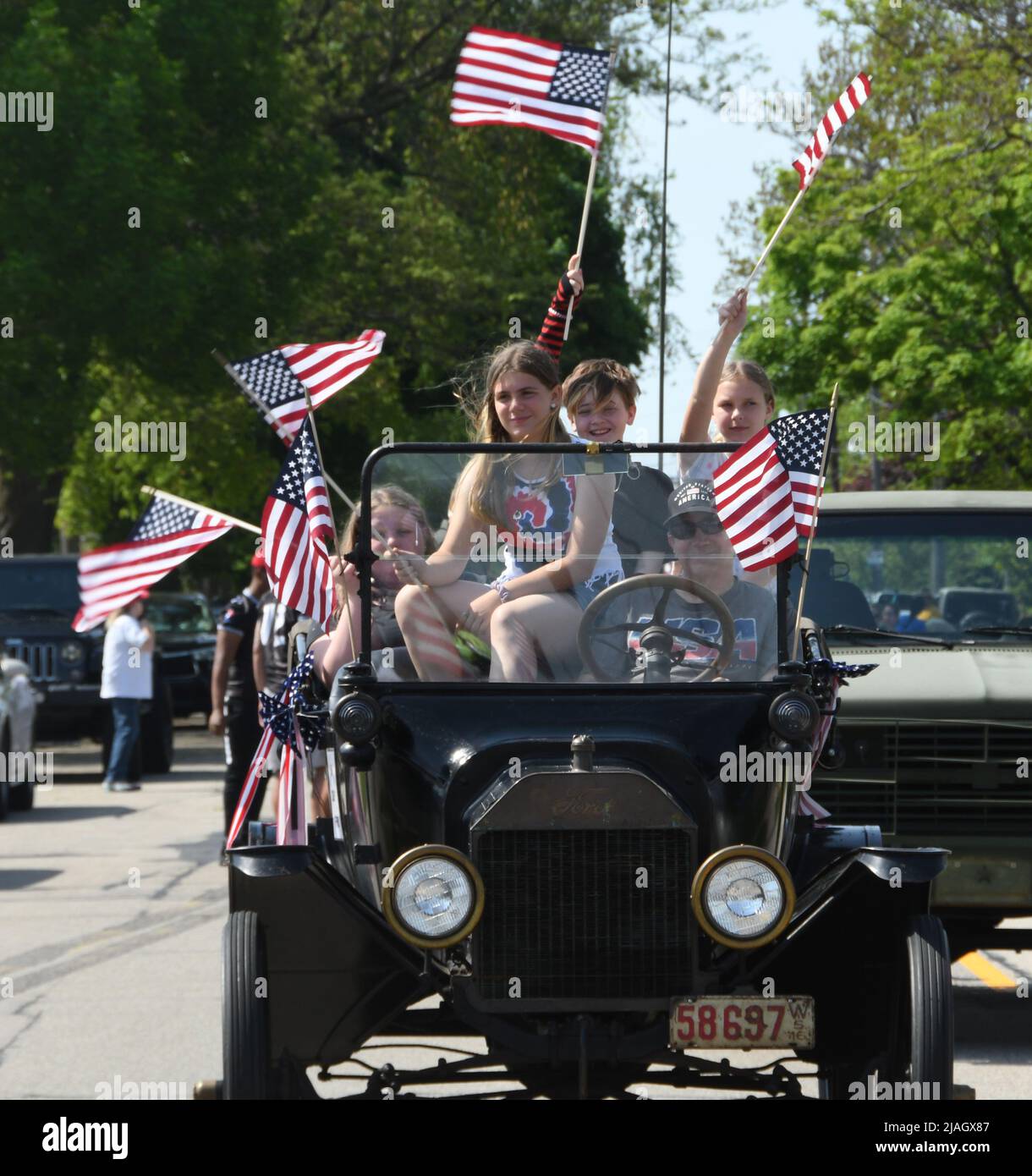 Racine, Wisconsin, USA. 30th May, 2022. A 1916 Ford Model T was near the head of the parade at the annual Memorial Day parade in Racine, Wisconsin Monday May 30, 2022. The parade is sponsored by the Racine Area Veterans, Inc. (Credit Image: © Mark Hertzberg/ZUMA Press Wire) Stock Photo