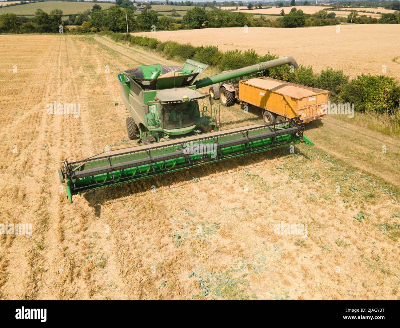 John deere 690i combine hi-res stock photography and images - Alamy