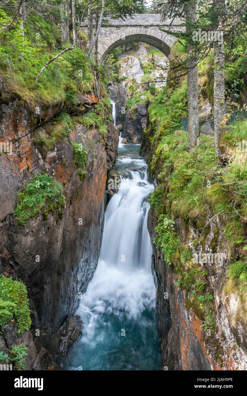 Waterfall at Pont d'Espagne, Gaube valley, Hautes pyrenees national park, France Stock Photo
