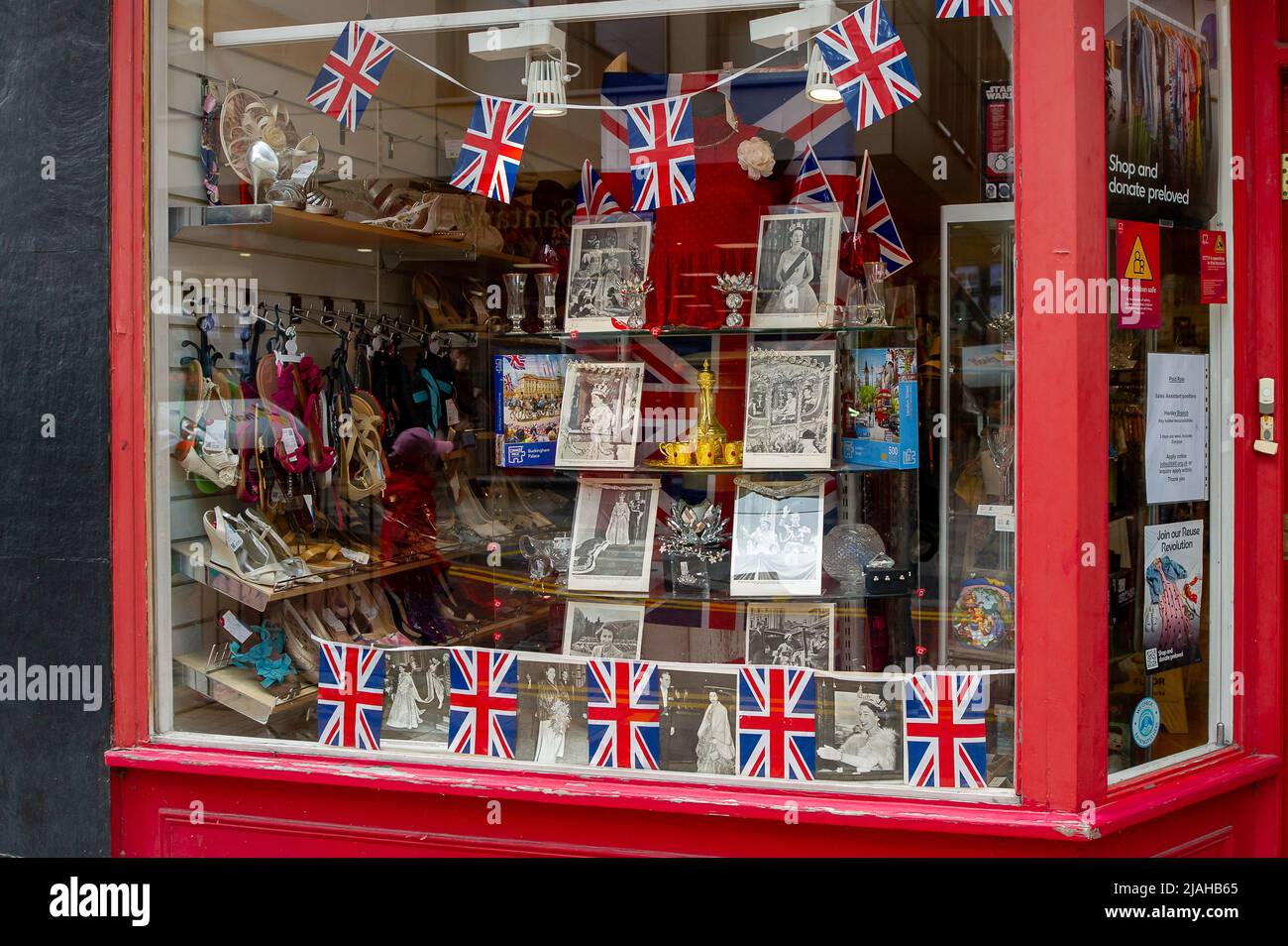 Maidenhead, Berkshire, UK. 30th May, 2022. A lovely Platinum Jubilee