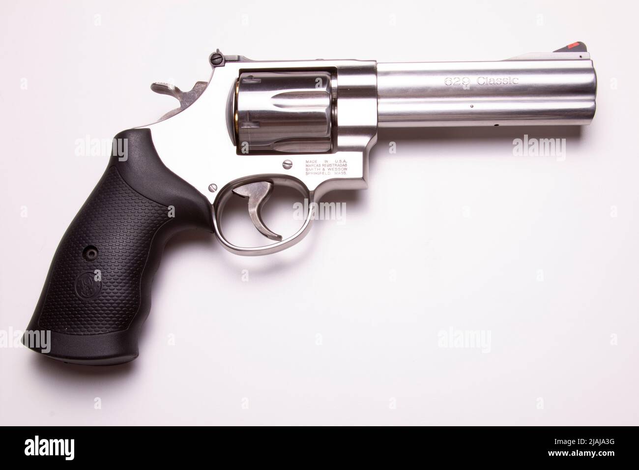 Smith and Wesson Model 629-6 5' Classic Stock Photo