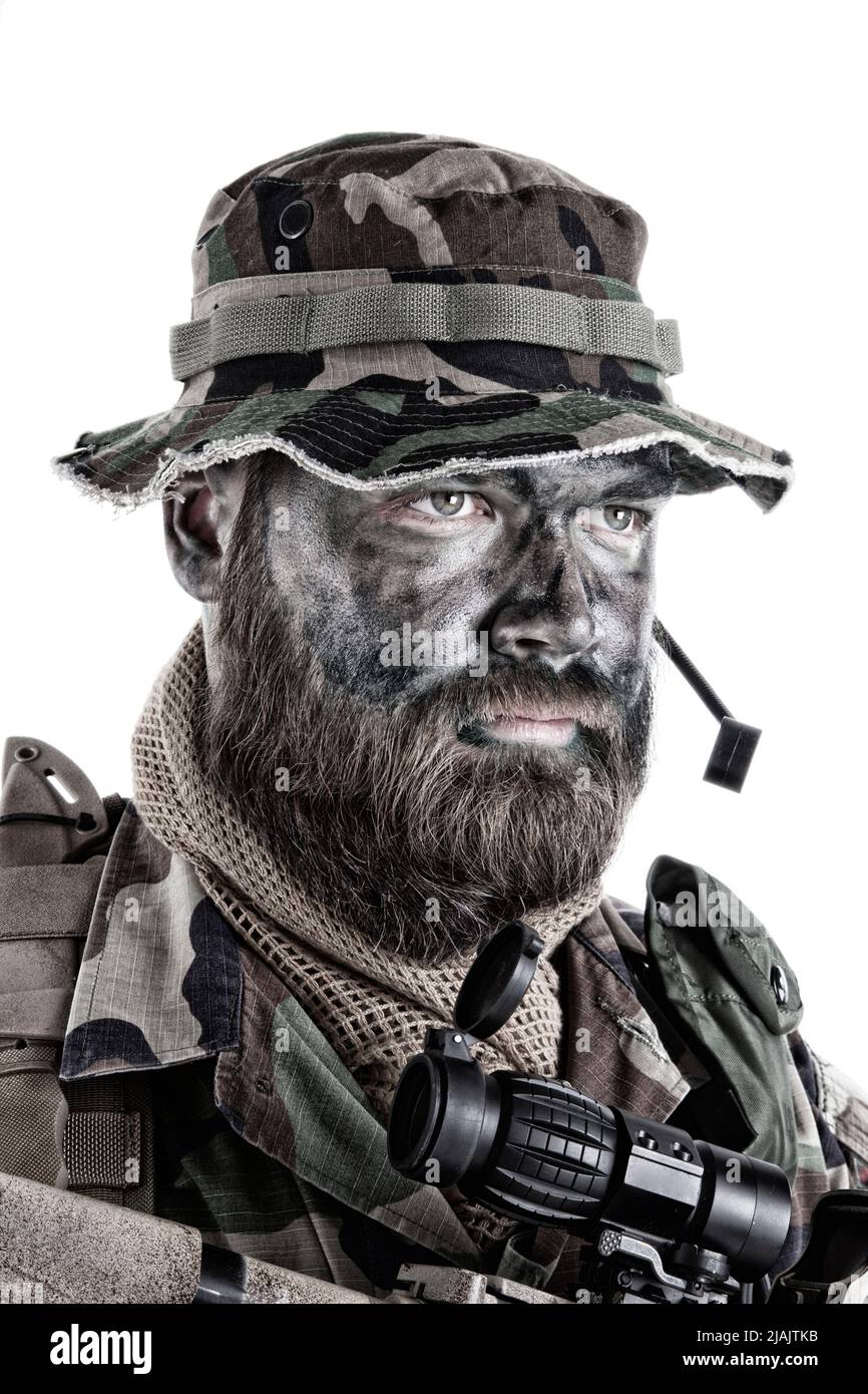 Camouflage soldier face hi-res stock photography and images - Page 19 -  Alamy