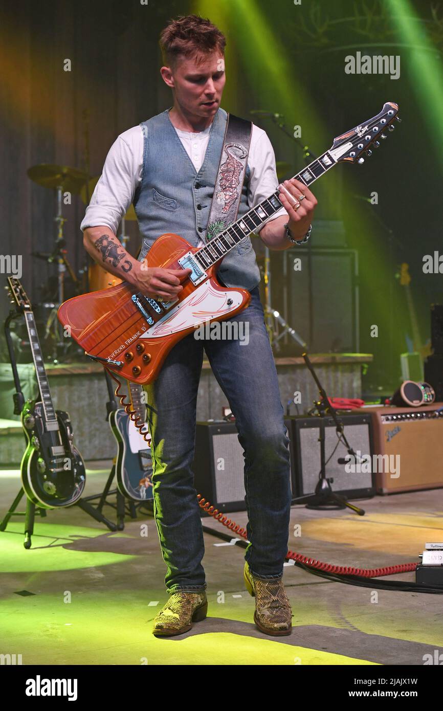 Frankie ballard hi-res stock photography and images - Alamy
