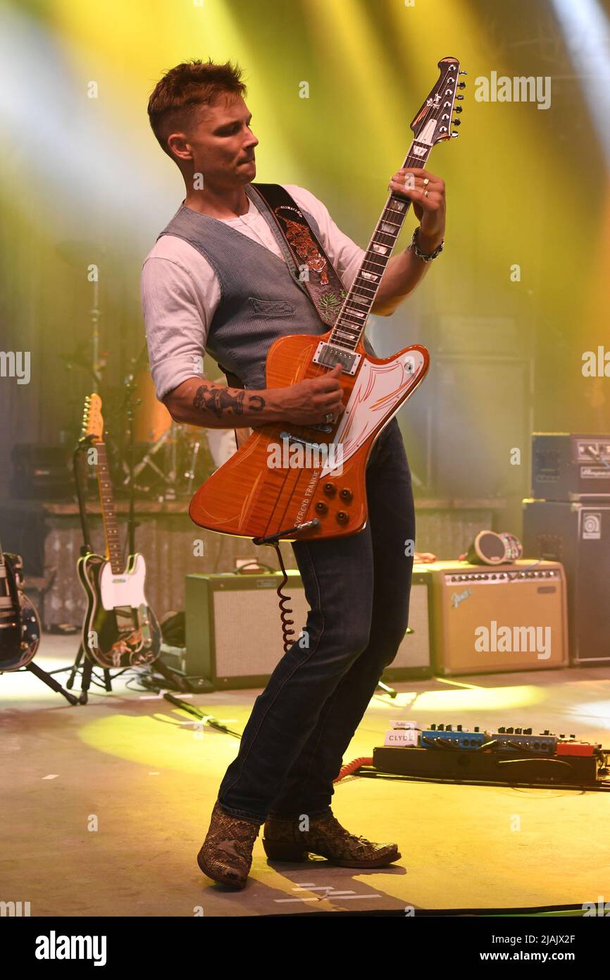 Frankie ballard hi-res stock photography and images - Alamy